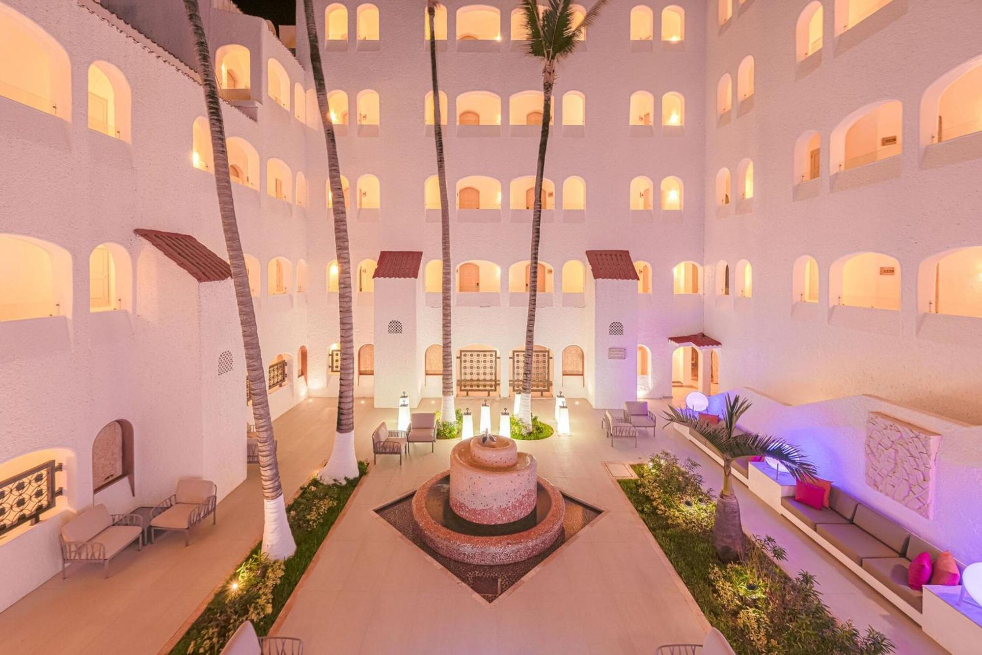 Gr Solaris Caribe Hotel Cancún Kültér fotó