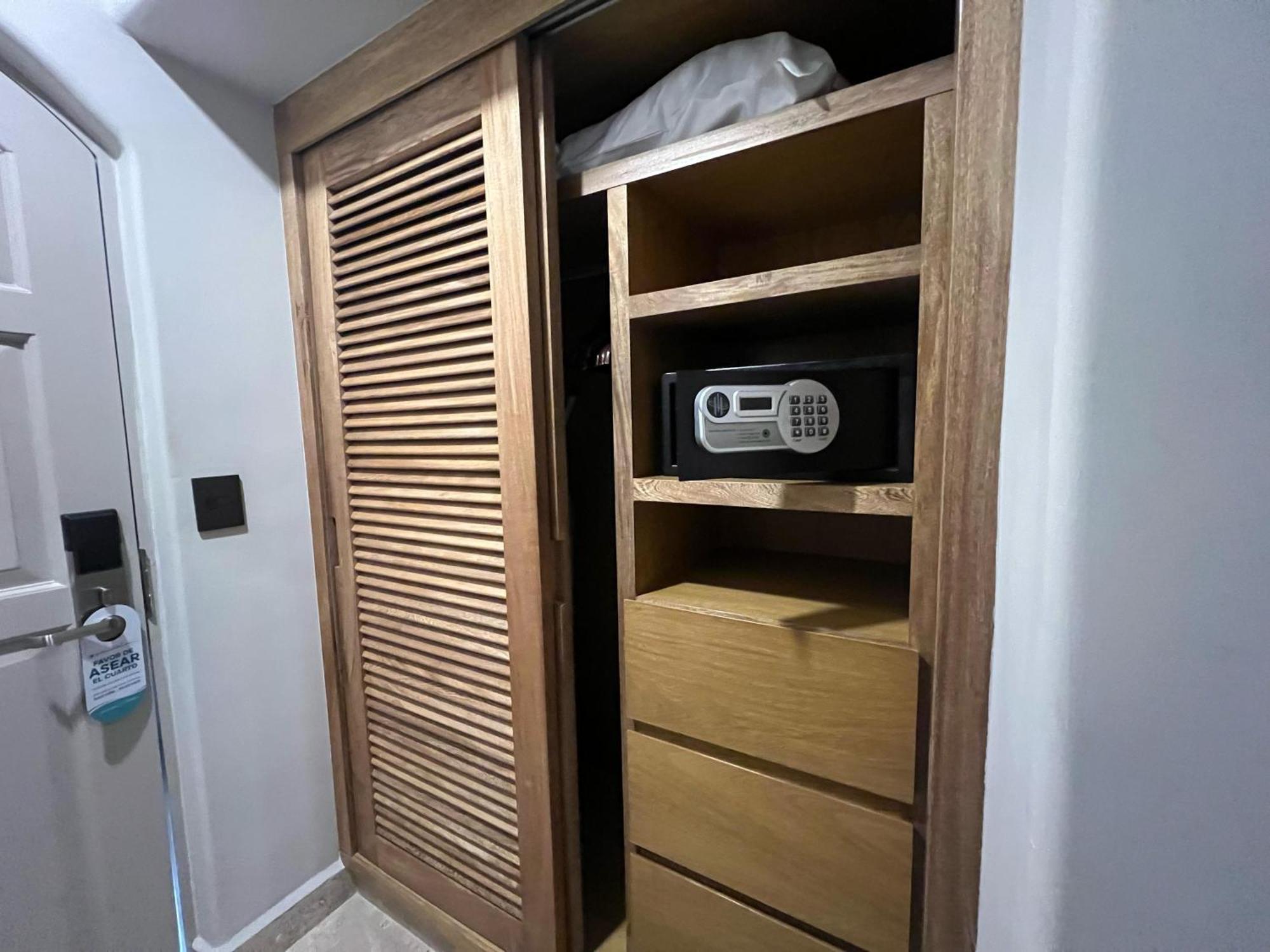 Gr Solaris Caribe Hotel Cancún Kültér fotó